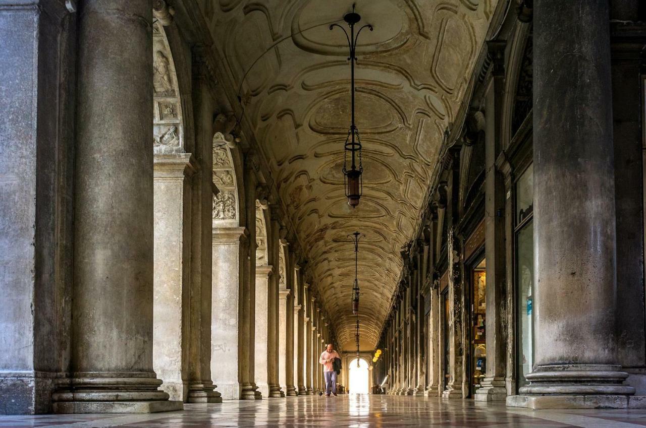 Ca' Fenice 1921 Венеция Экстерьер фото